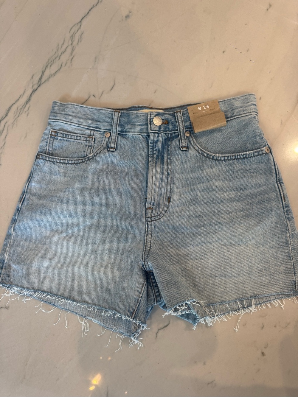 NWT Madewell Perfect Jean Shorts in Light Blue High-Rise Raw Hem Denim Shorts